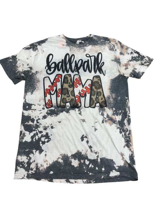 Women’s medium graphic shirt