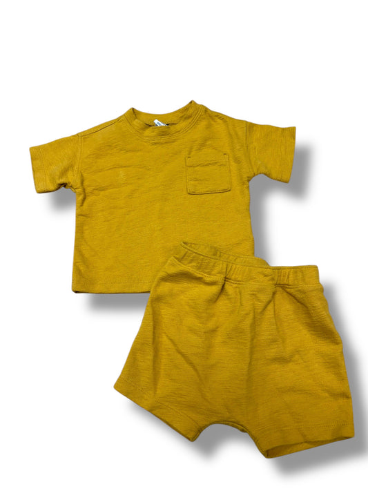 Girl’s 12/18M Old Navy set