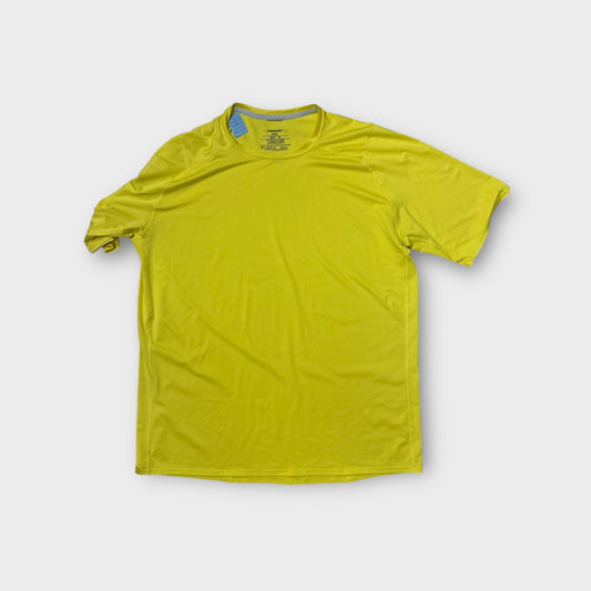 Mens Patagonia Shirt- 2x(small hole)