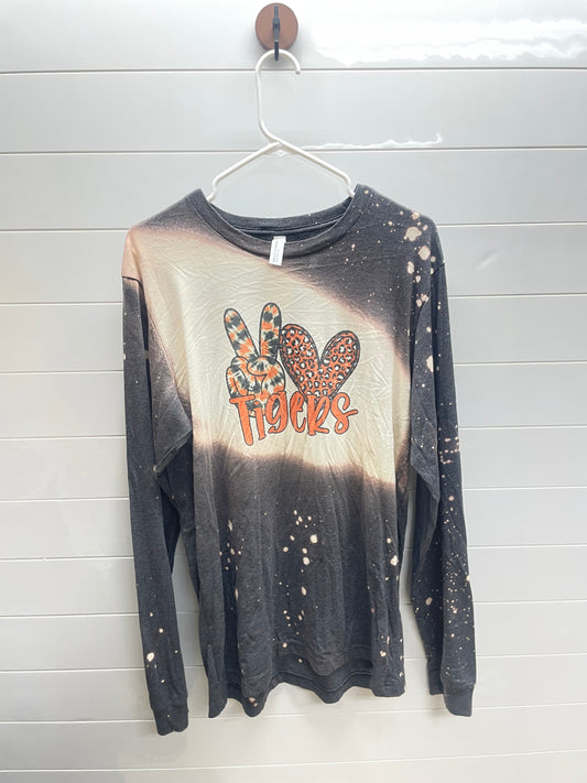 Women’s large long sleeve