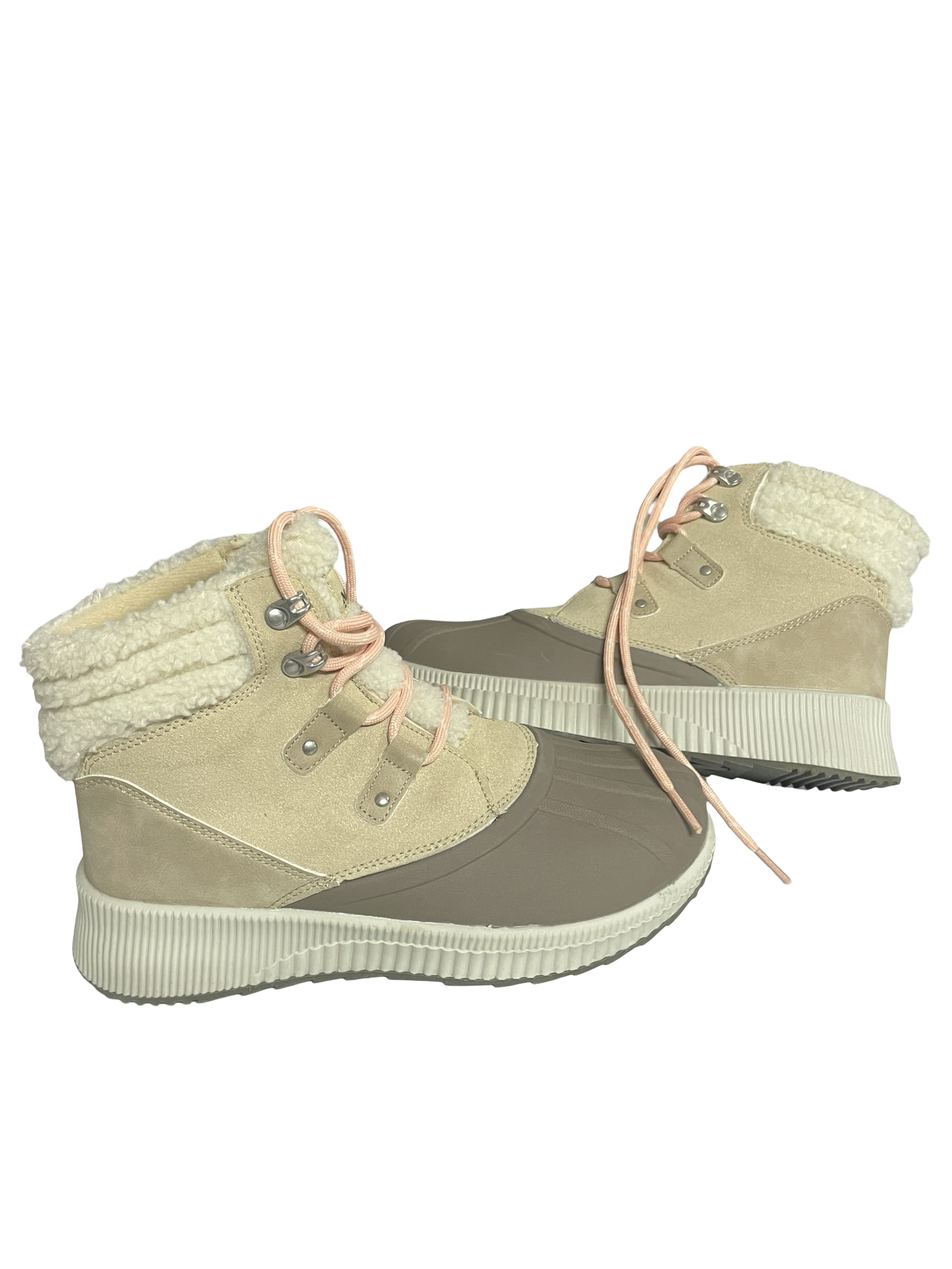Women’s 8 boots