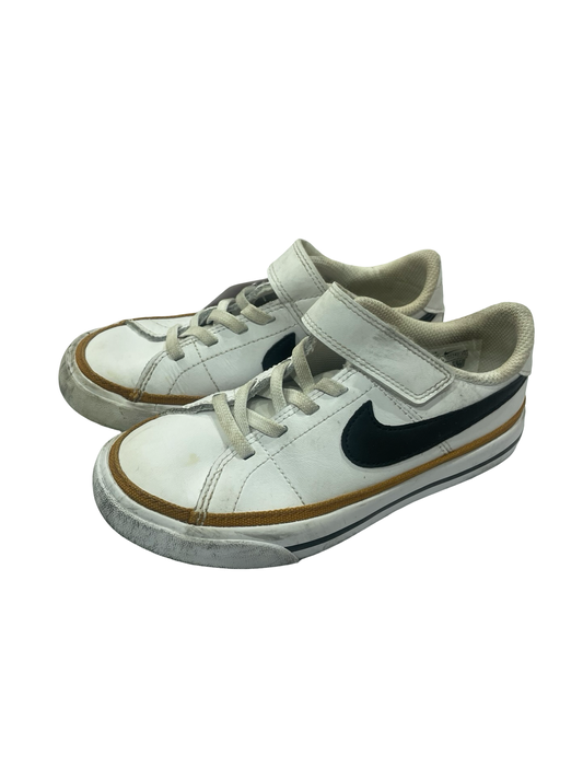 Kids 2.5Y Nikes