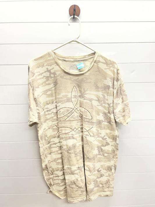 Women’s large tee