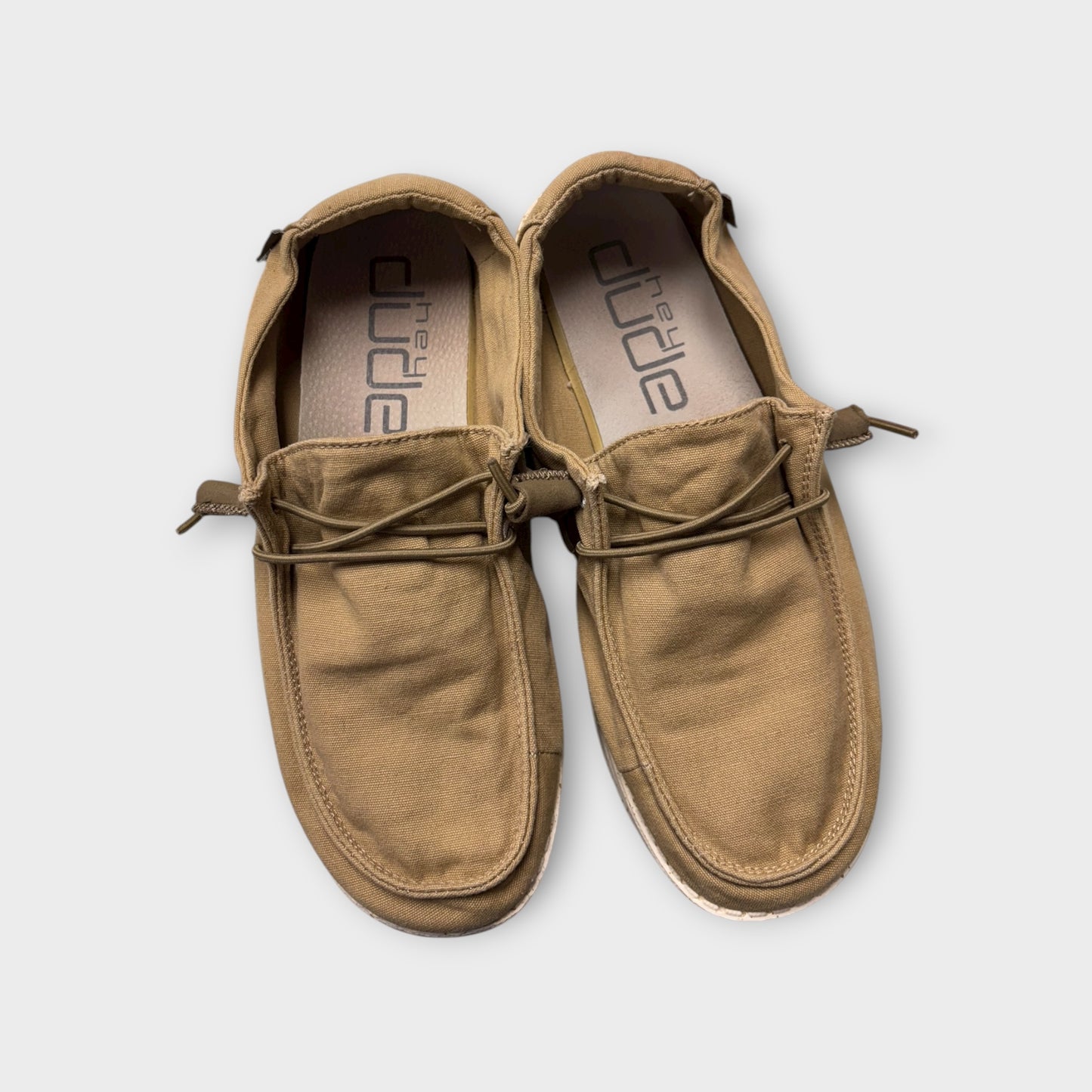 Women’s 9 hey dude