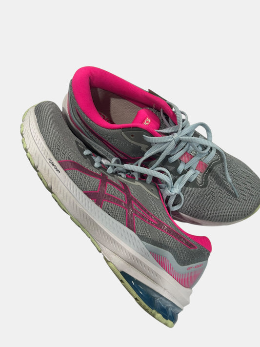 Women’s 8.5 Asics
