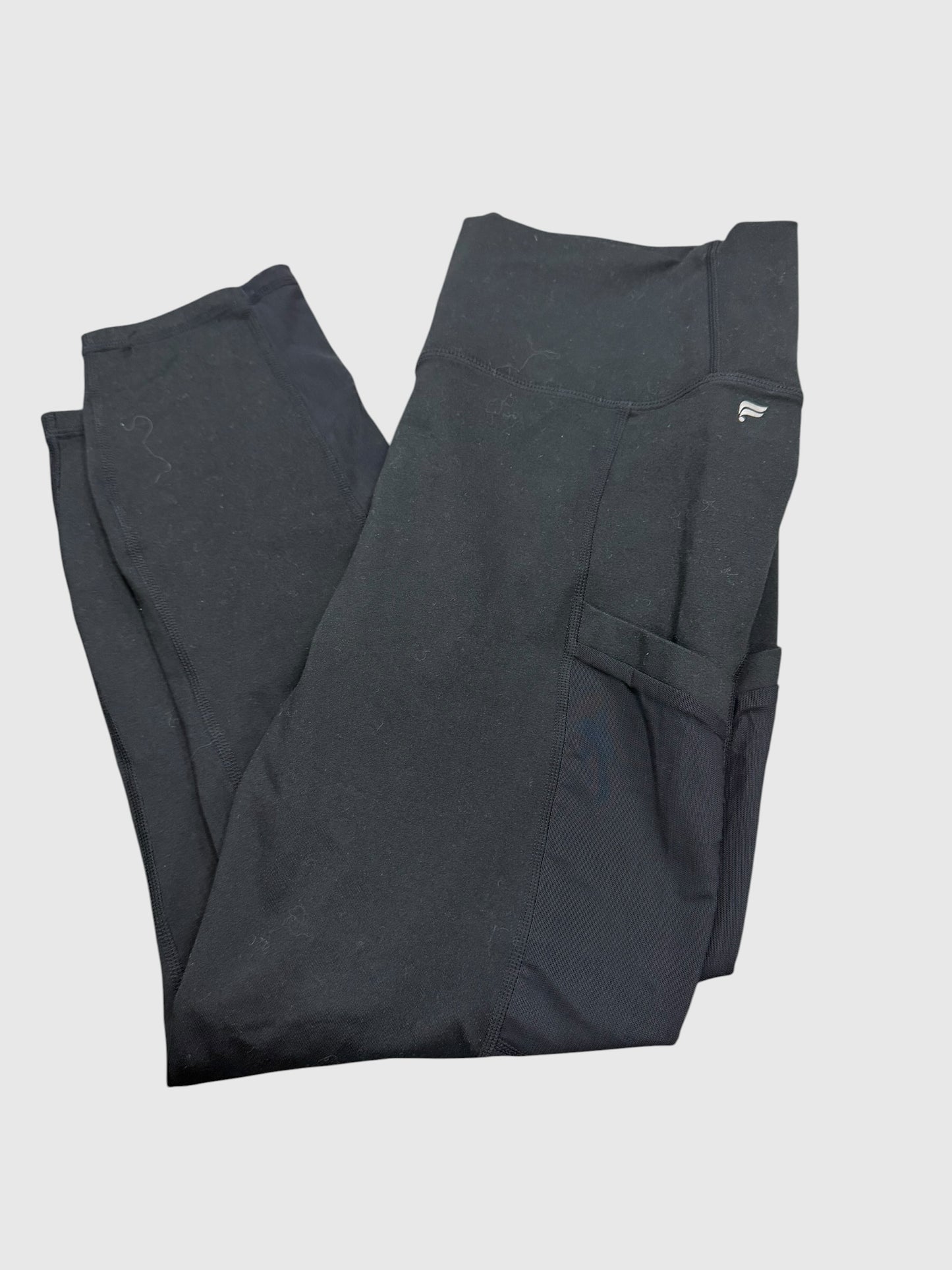 Women’s large Fabletics Capri with pockets