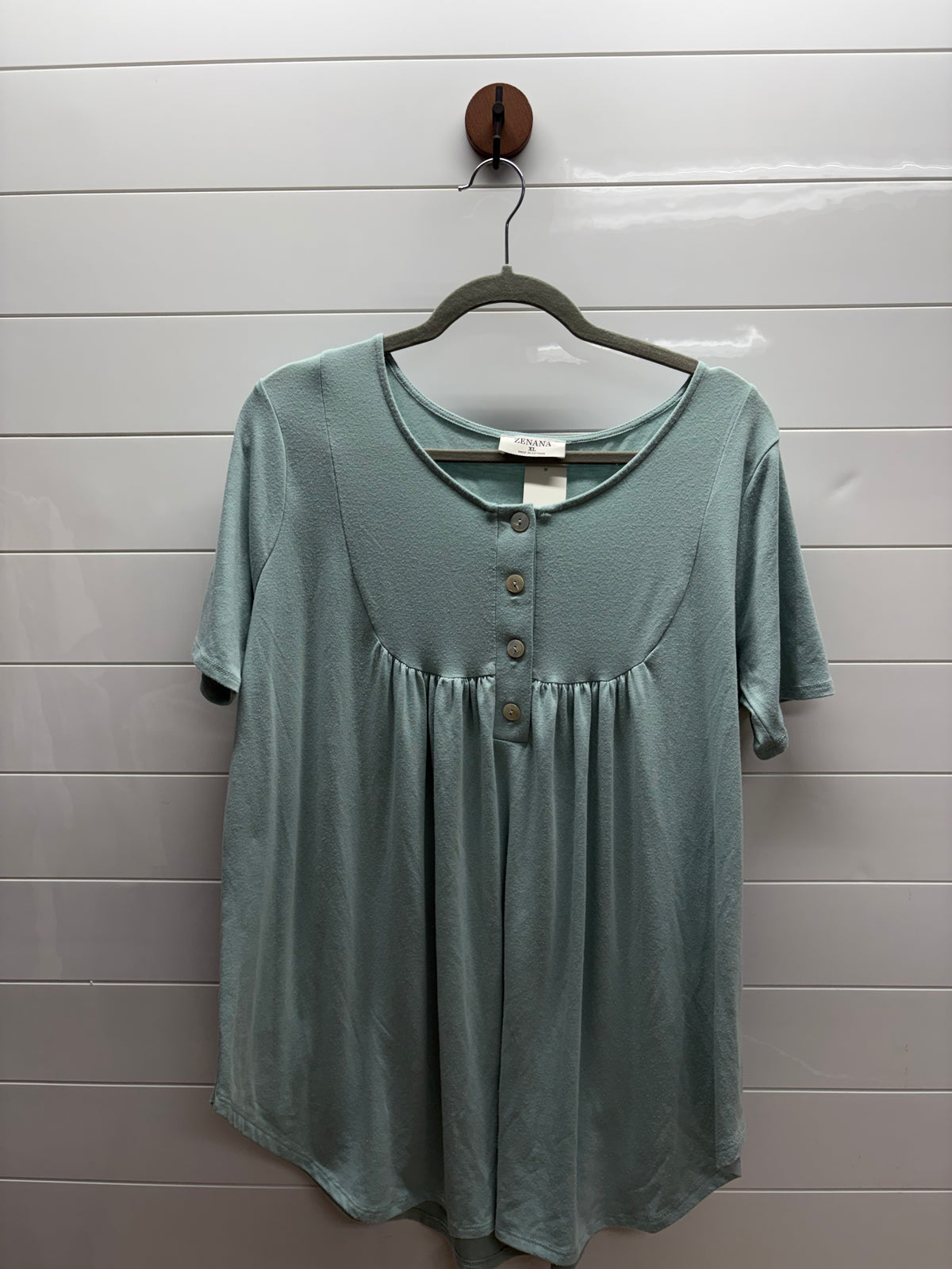 Women’s XL Shirt