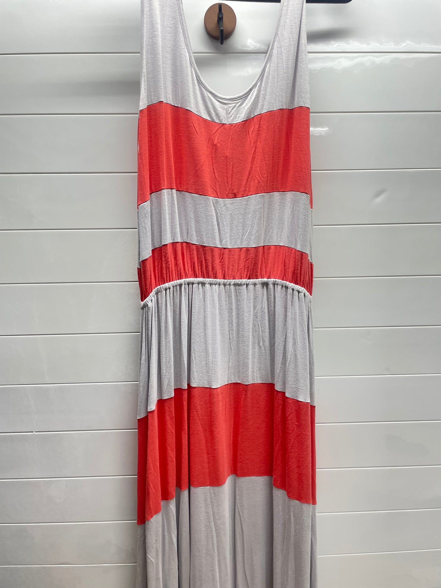 Women’s medium dress