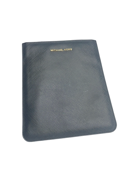 MK Pouch