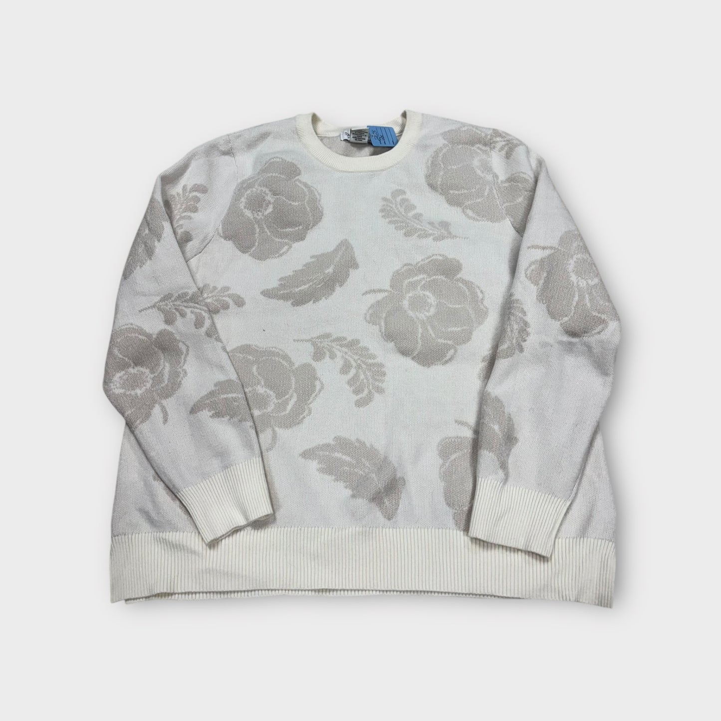 Women’s 2x sweater - fits smaller