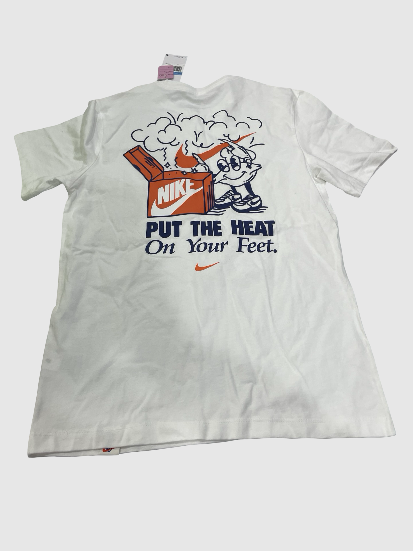 Men’s Medium NWT Nike Tee
