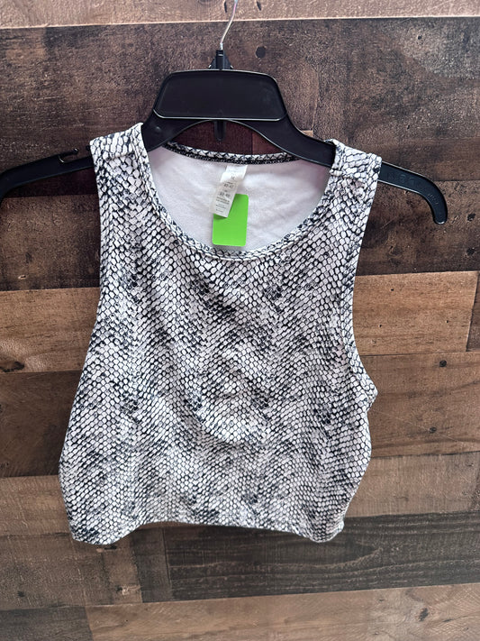 Women’s medium cropped tank