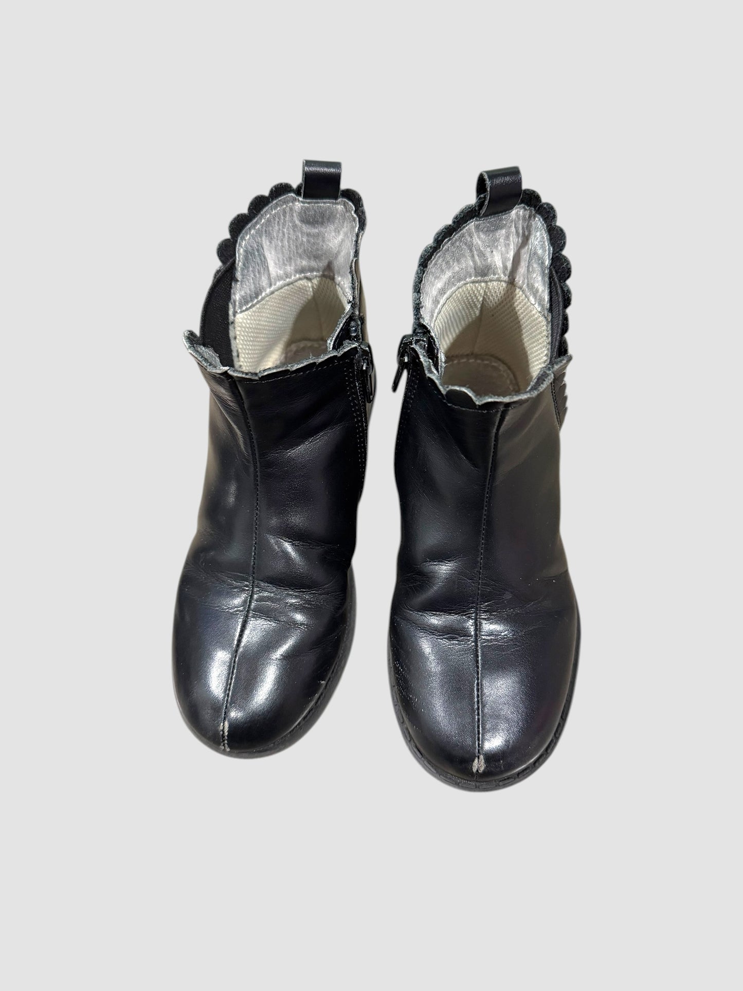 Girl’s 10 L’AMOUR boots