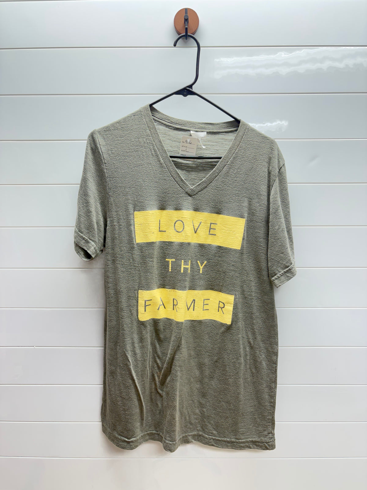 Women’s large tee