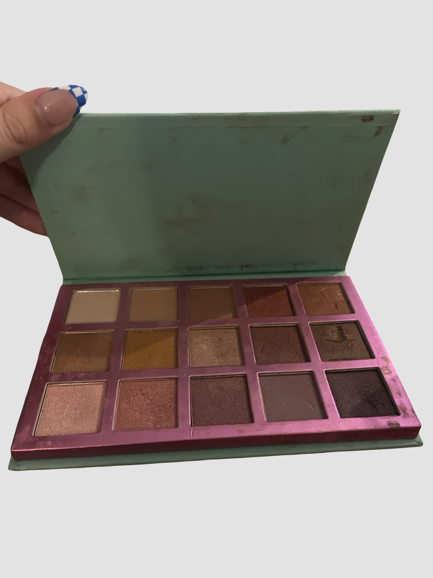 Eyeshadow palette