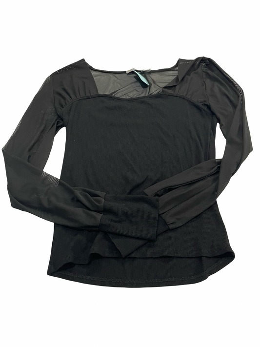 Women’s medium long sleeve mesh sleeves