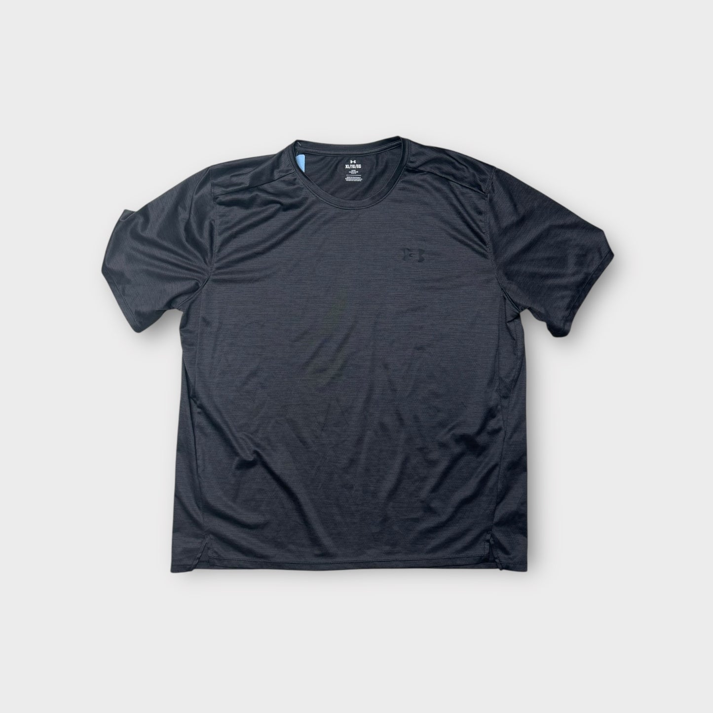 Mens Under Armour Shirt-XL