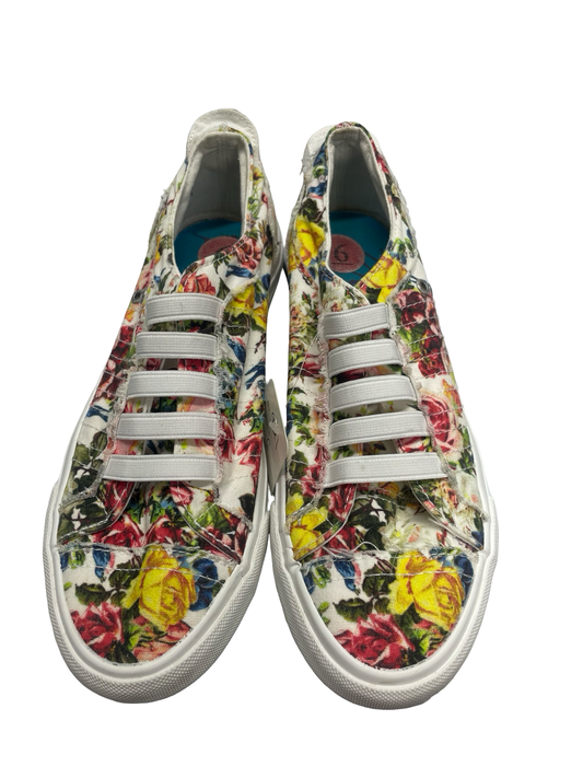 Women’s Blowfish 6 Shoes