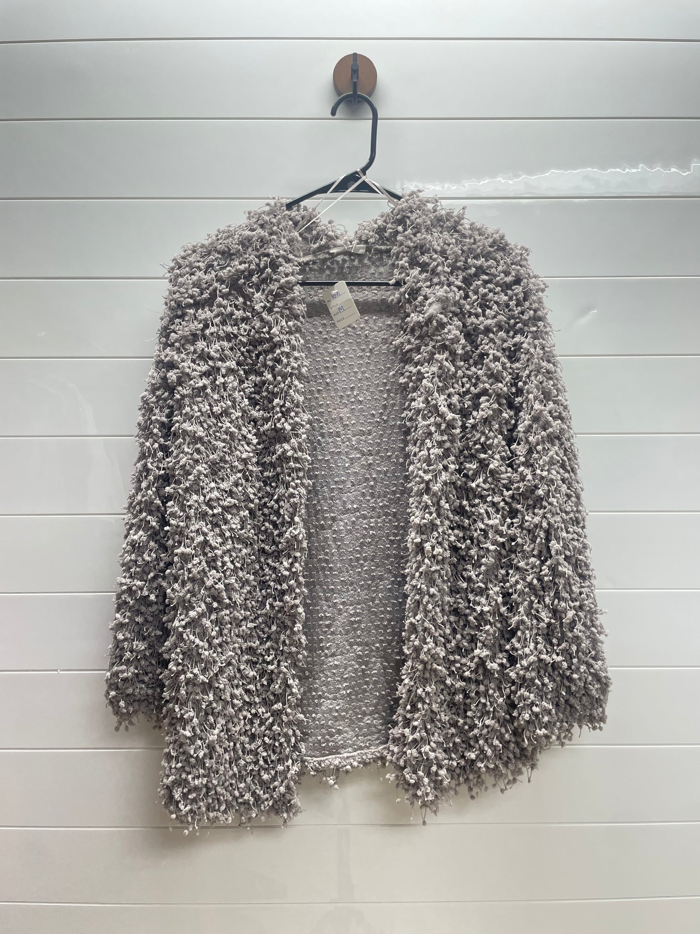 Women’s medium cardigan