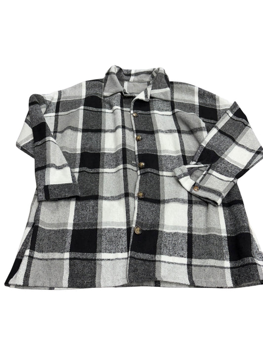 Women’s medium light shacket