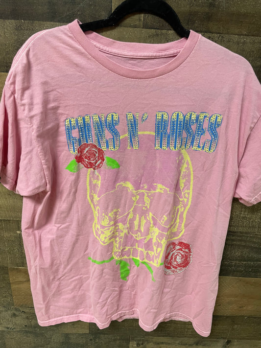 Women’s Graphic Tee-Medium