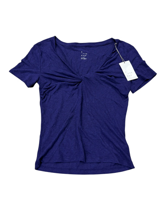 Women’s xs nwt shirt