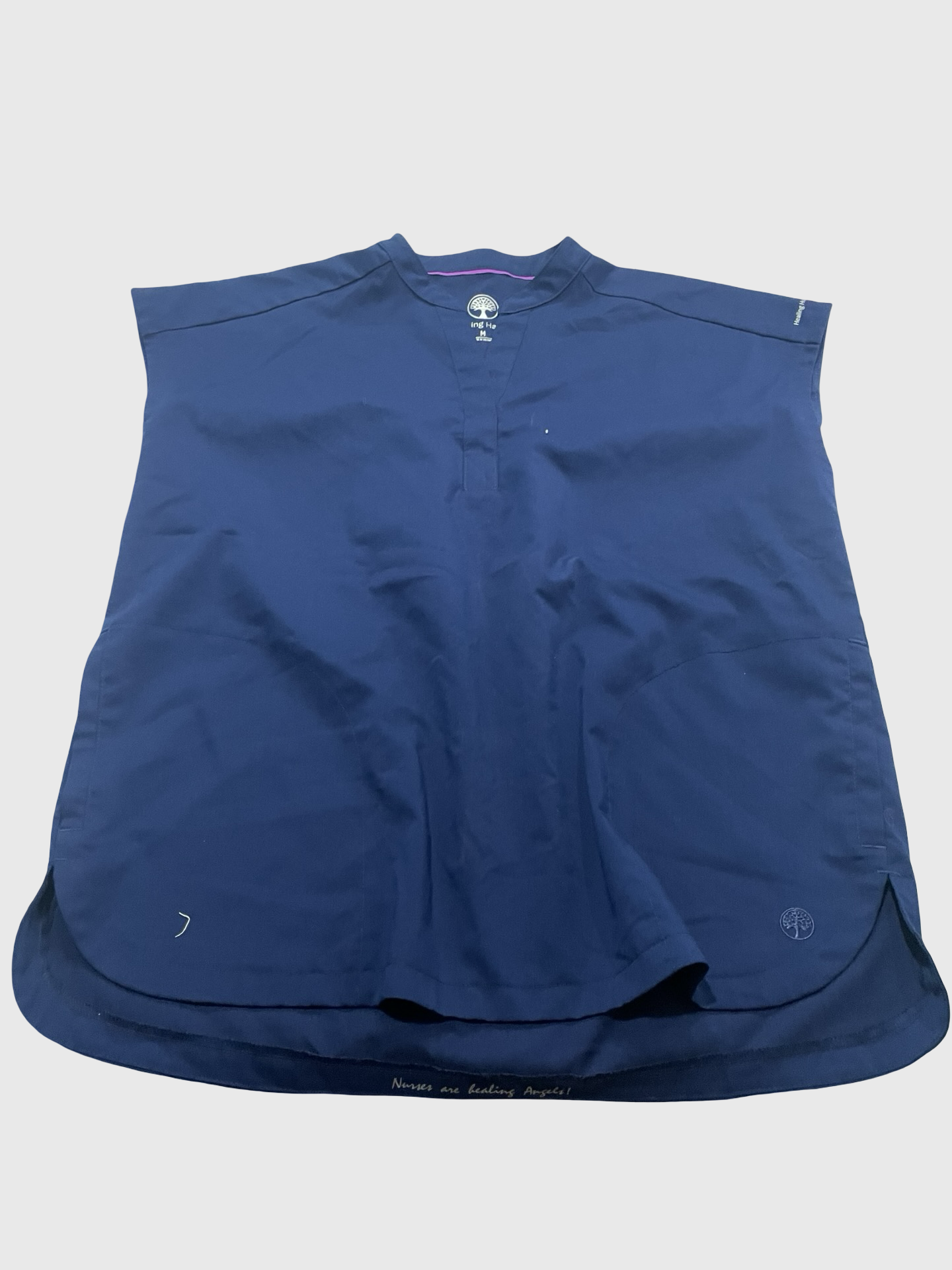 Women’s medium healing hands scrub top