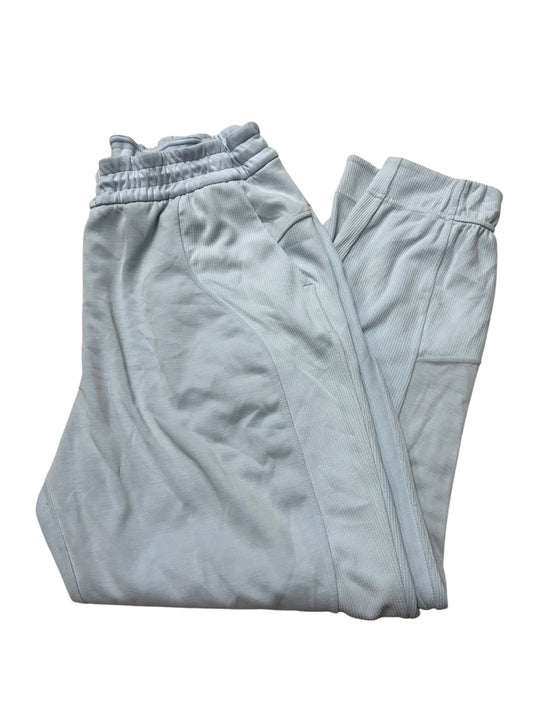 Women’s 12 lululemon joggers