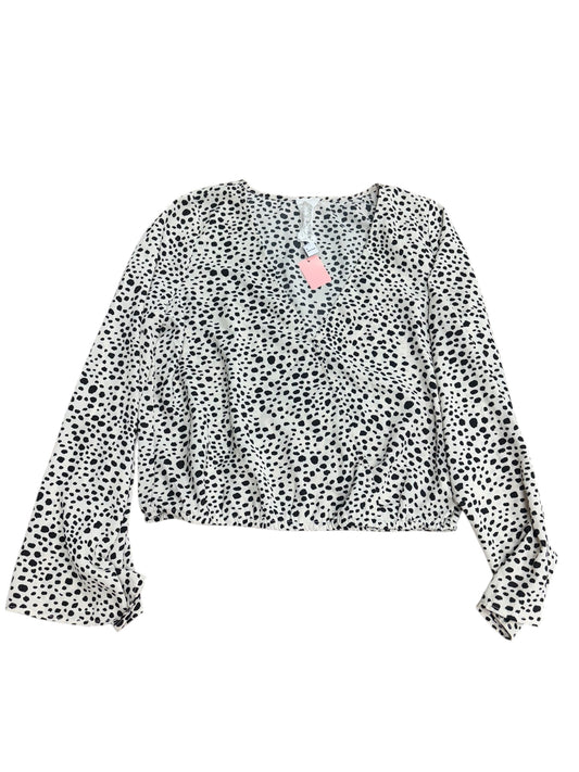 Women’s medium cropped blouse