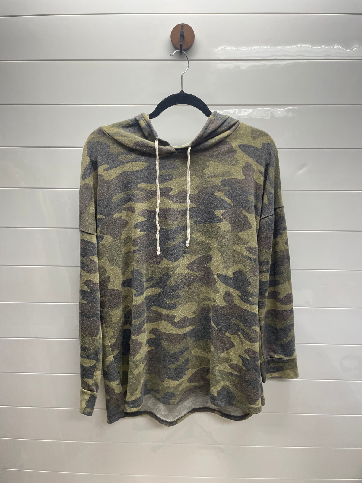 Women’s large long sleeve