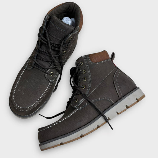 Men’s Levi’s boots NEW sz 8