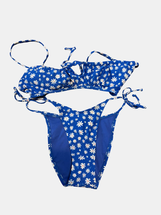 Women’s Swimsuit-Small Top/Medium Bottom