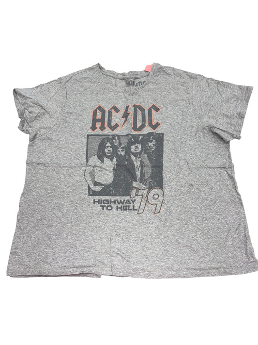 Women’s 2x shirt