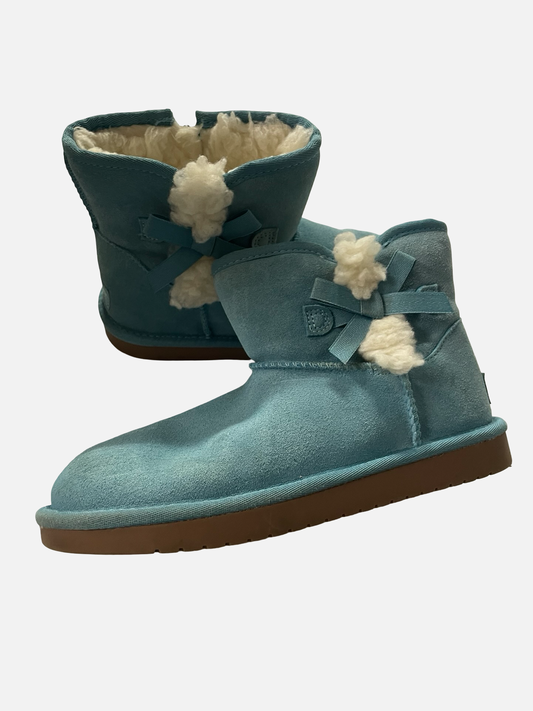 Girls 4Y Uggs