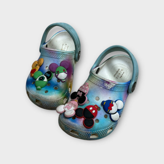 Kids Crocs play condition 8C