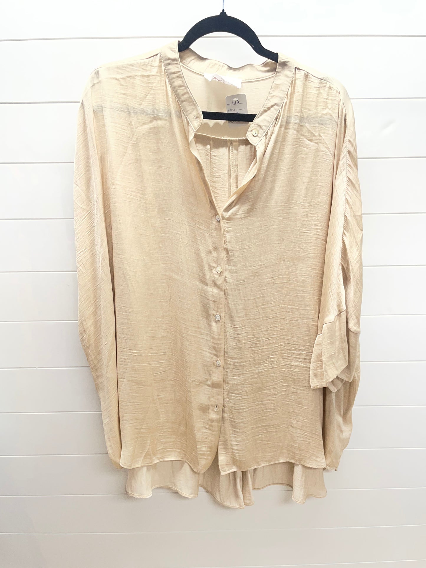 Women’s r2 oversized medium top