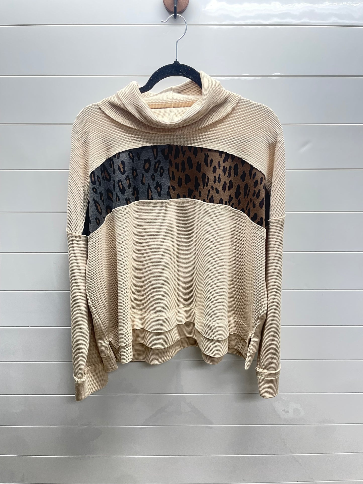 Women’s Large Long Sleeve