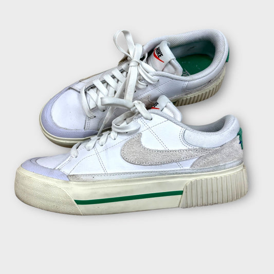 Women’s 7.5 Nike court