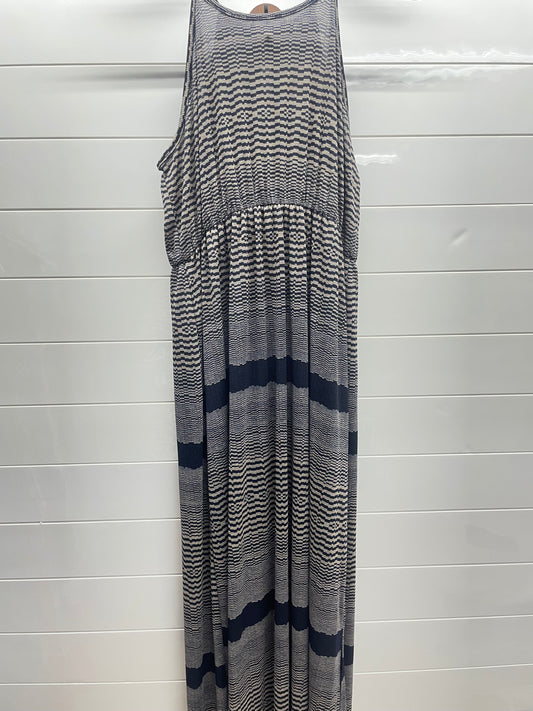 Women’s Large Dress