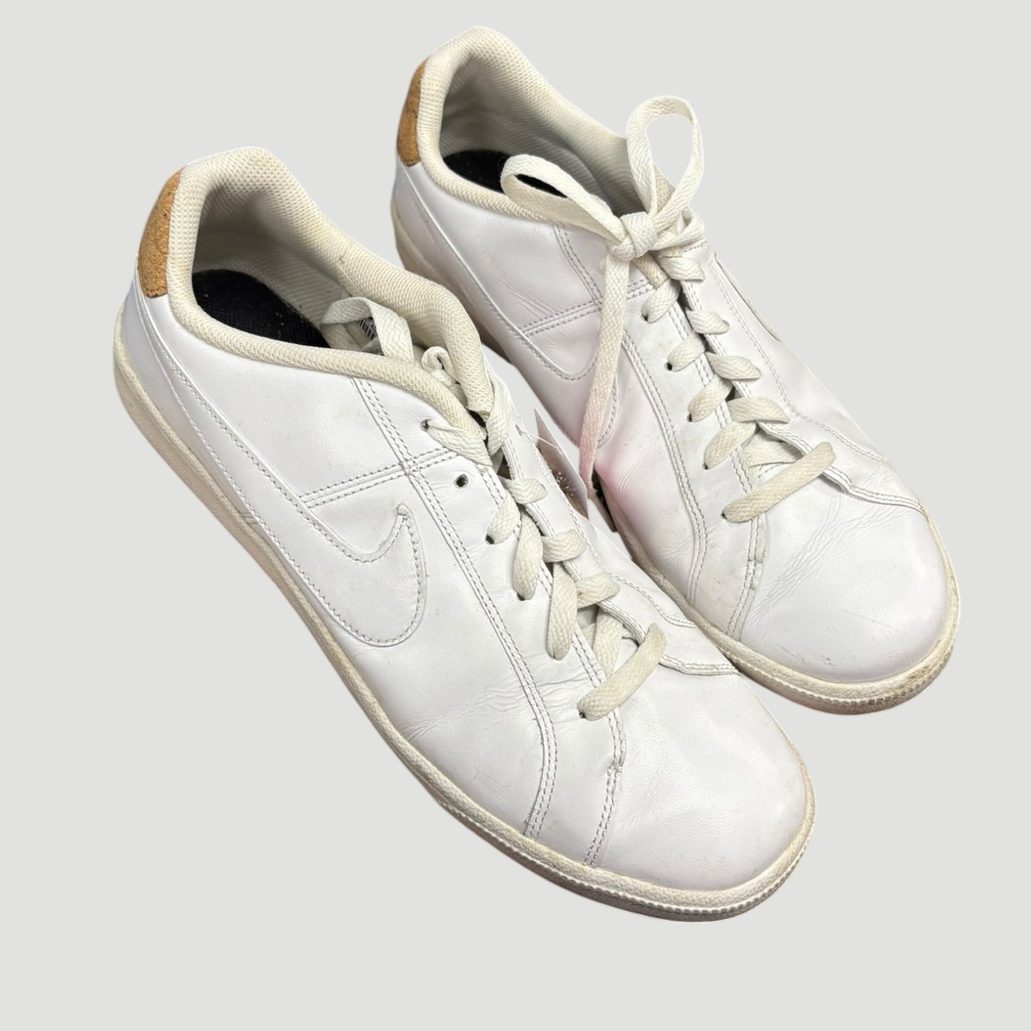 Men’s Nikes sz 11
