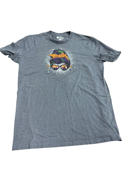Women’s large graphic shirt