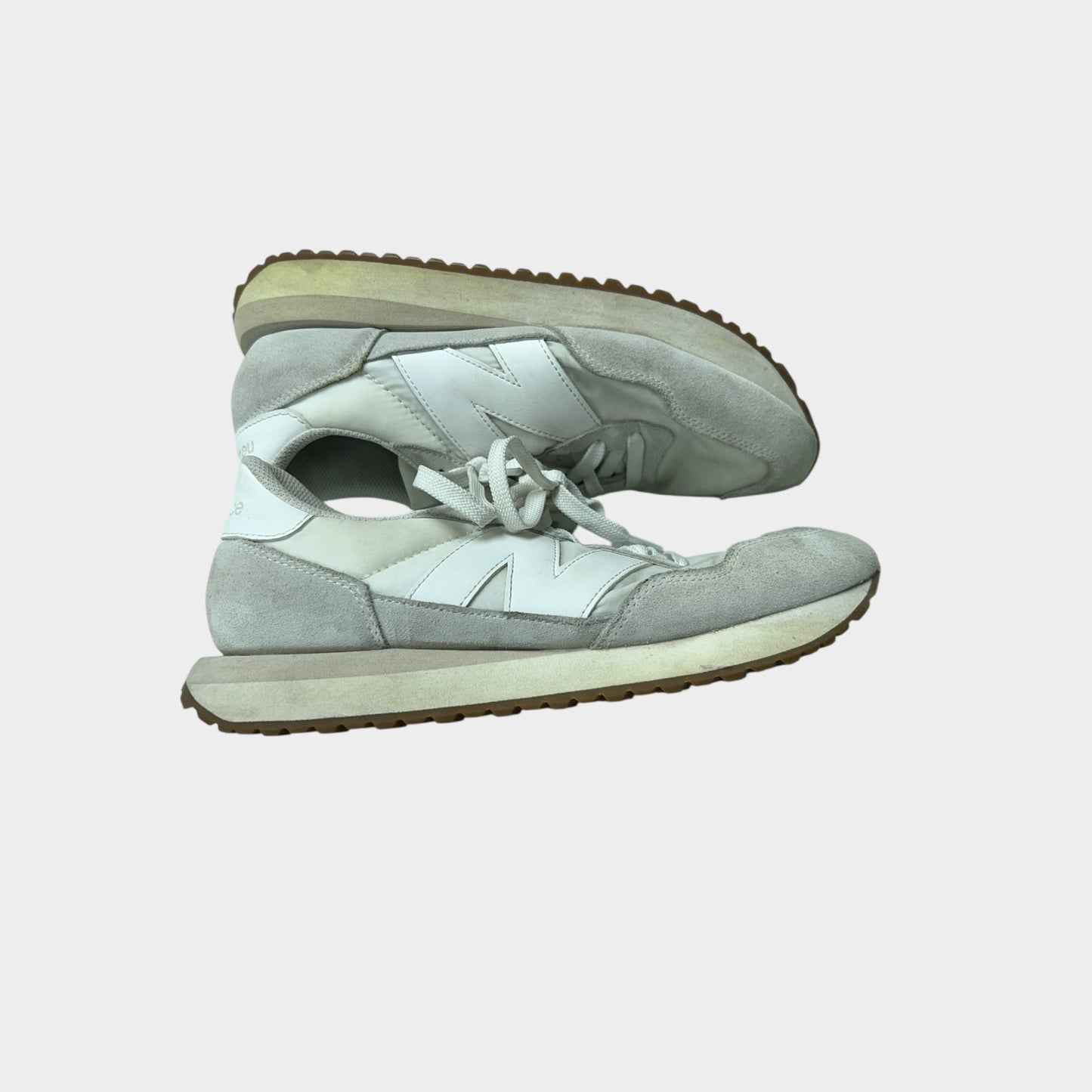 Women’s New Balance-9.5