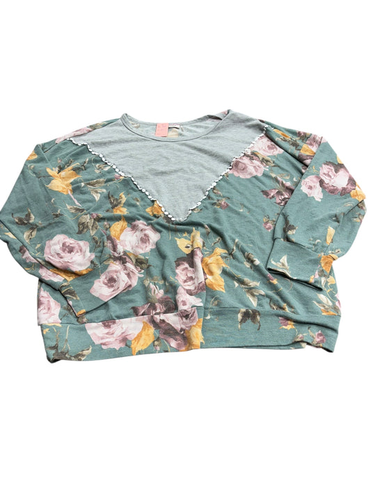 Women’s 2xl shirt