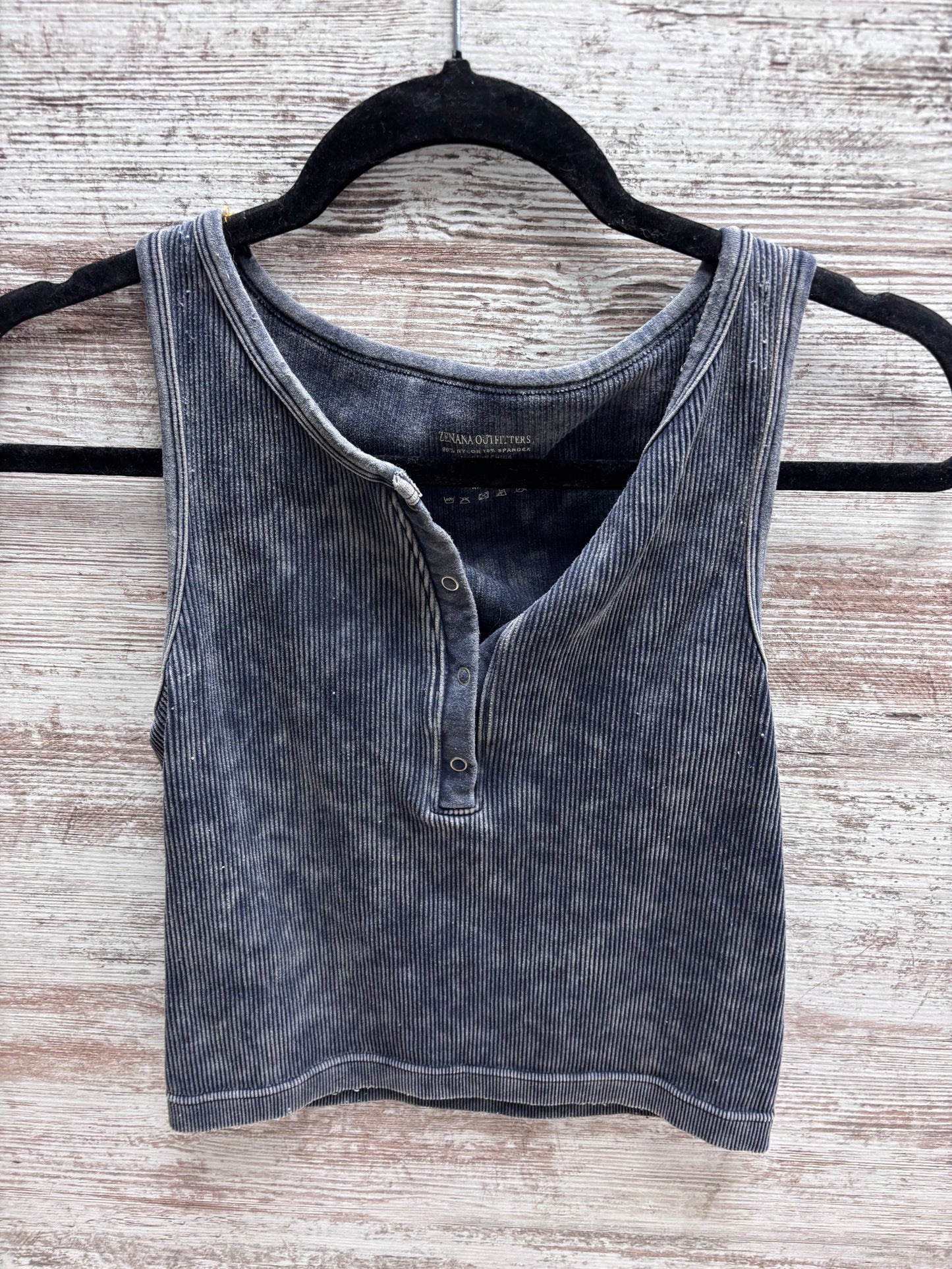 Women’s large tank