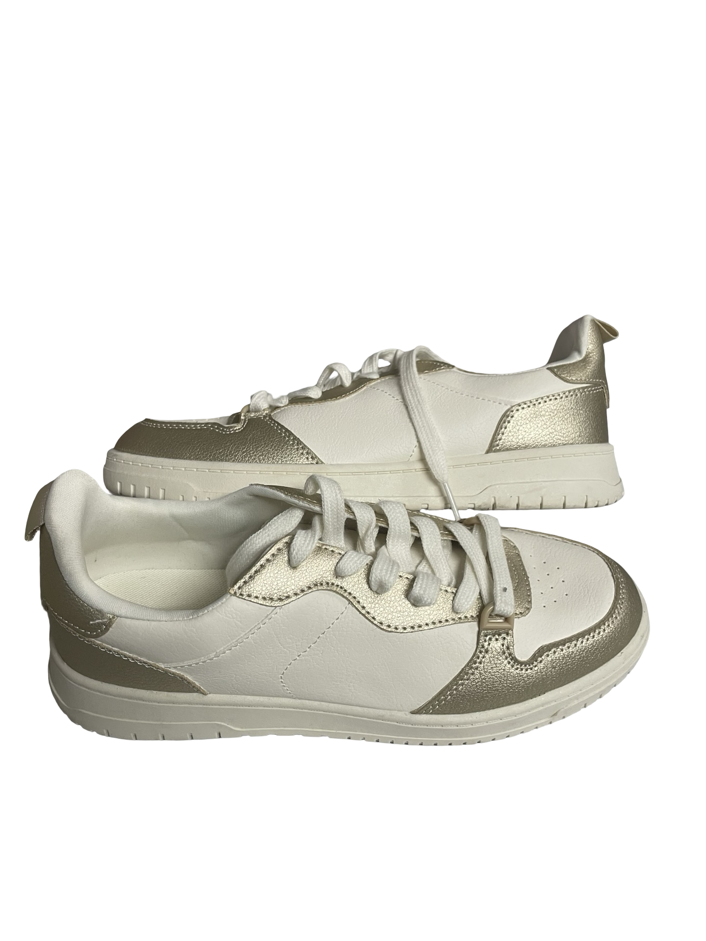 Women’s 9 shoes