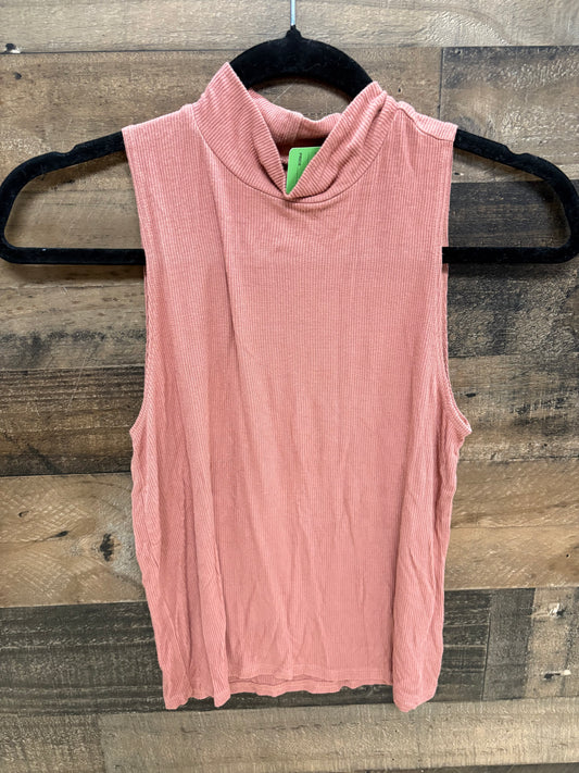 Women’s small tank top