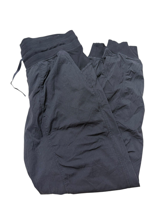 Women’s 8 lululemon joggers