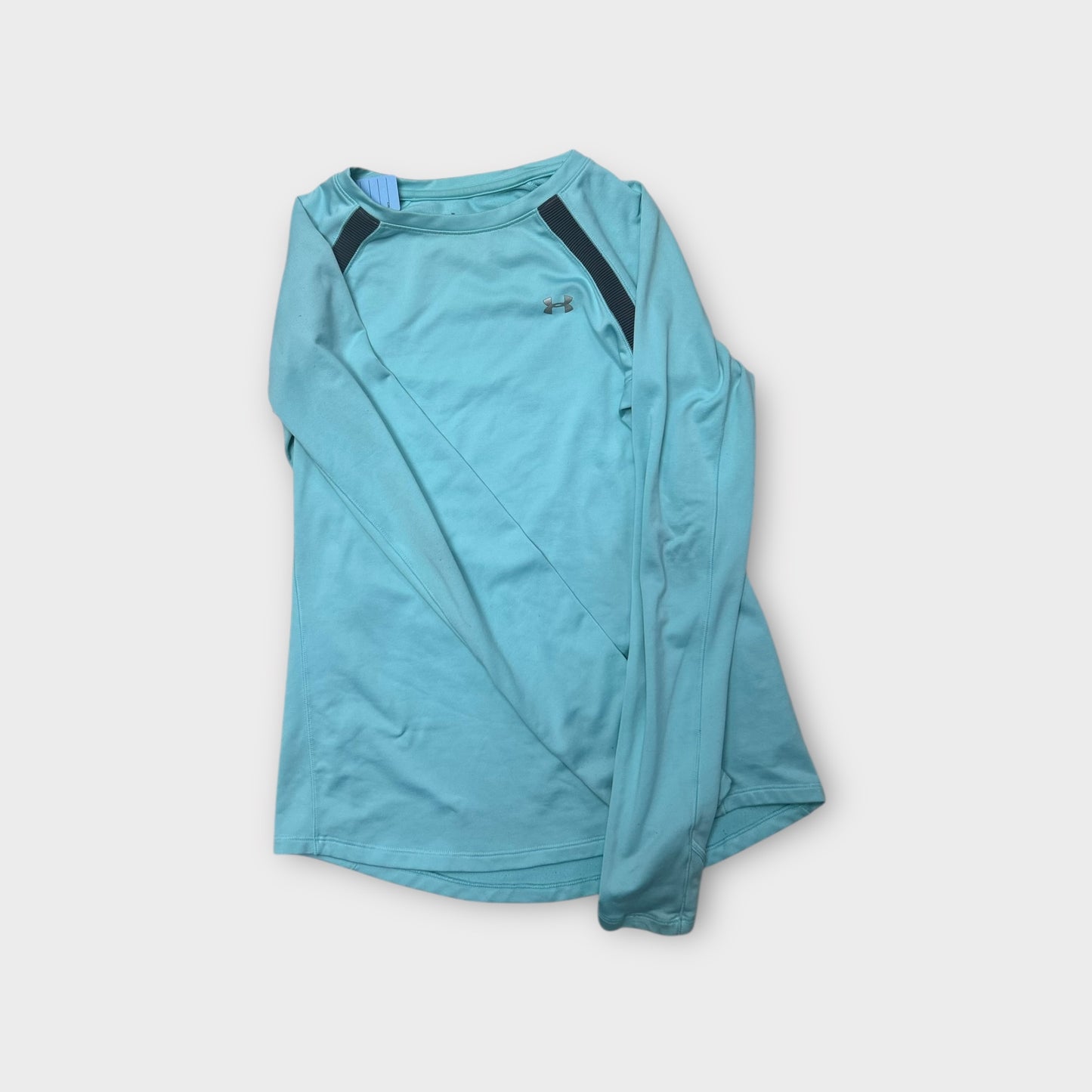 Women’s small UA long sleeve