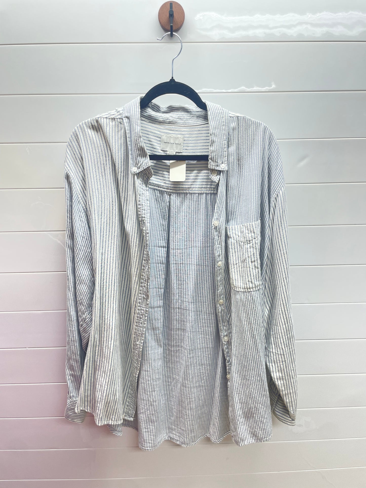 Women’s XL Button Up