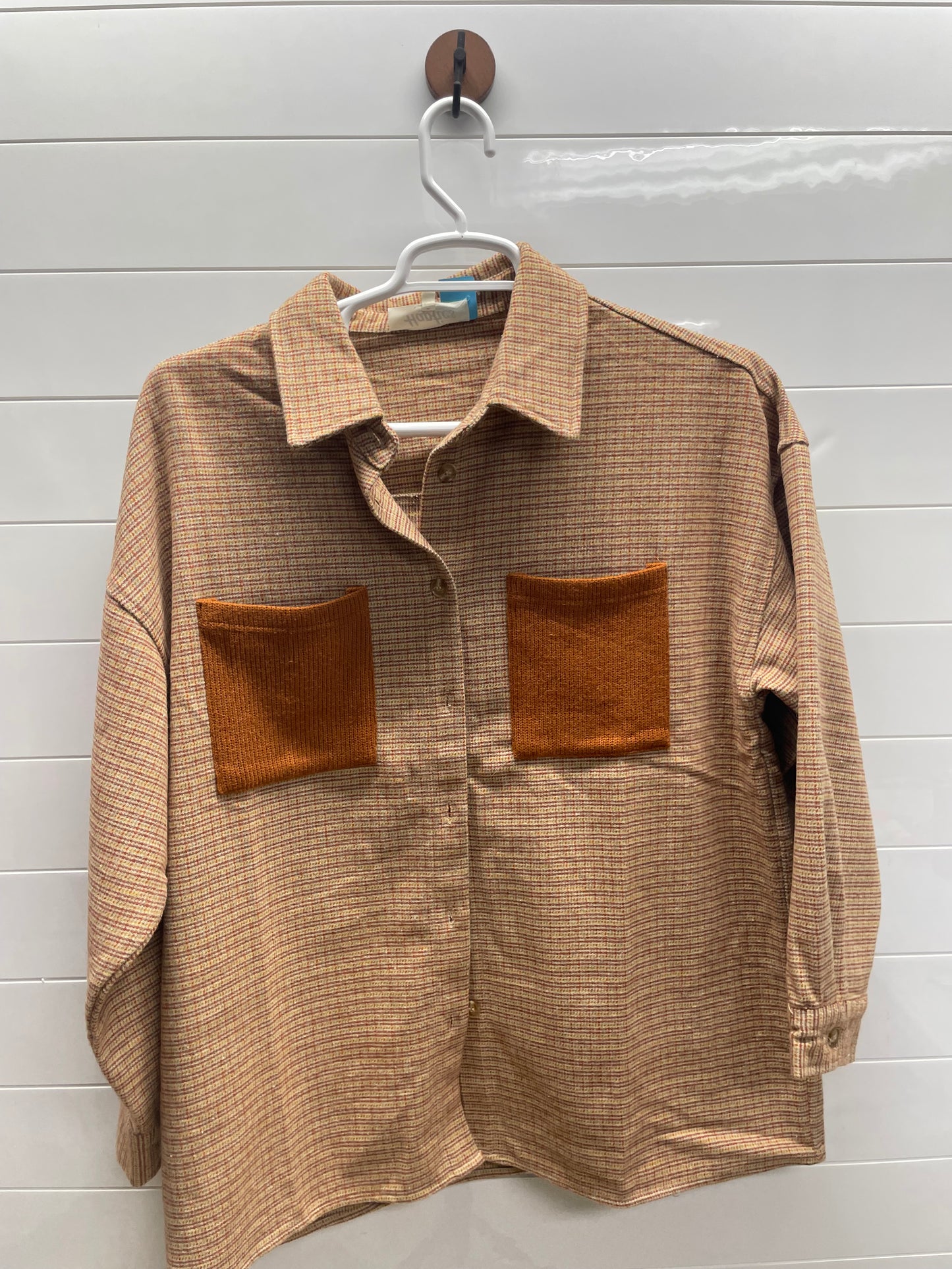 Women’s Medium Button Up